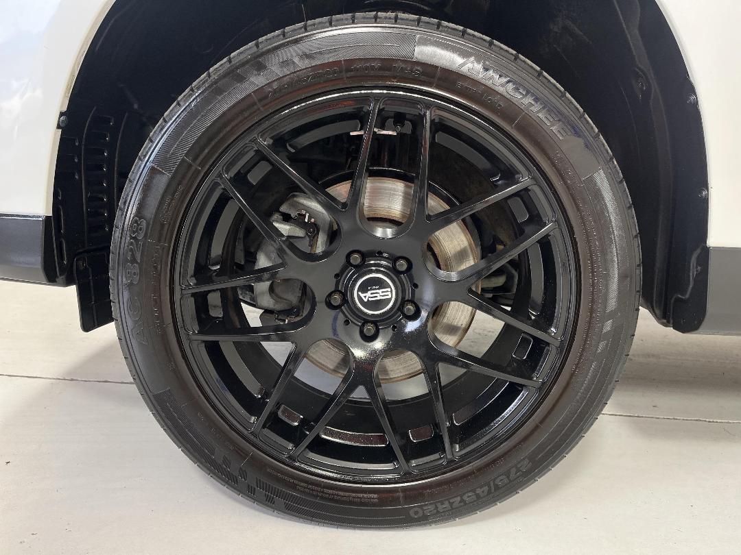 Photo '10' of Toyota Highlander Photo '10' of Toyota Highlander