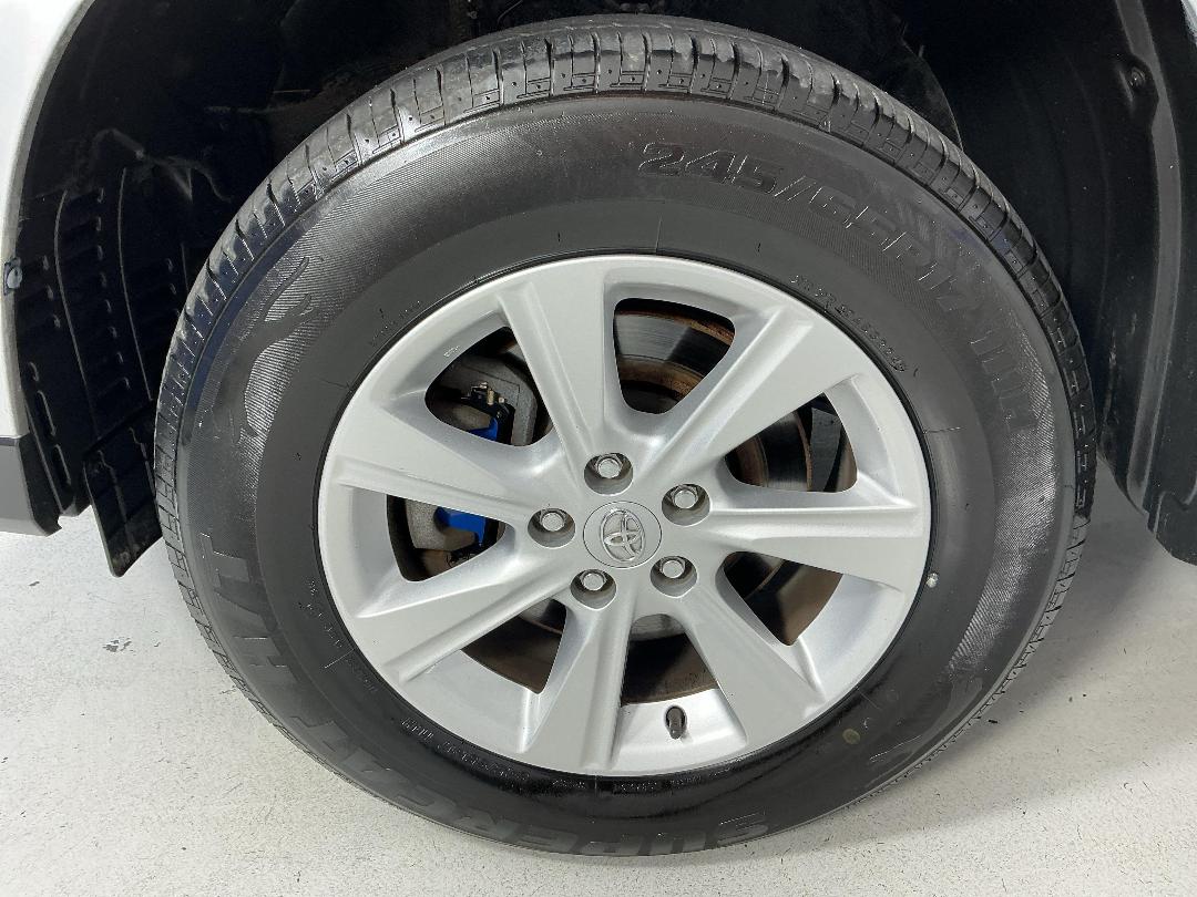 Photo '10' of Toyota Highlander Photo '10' of Toyota Highlander