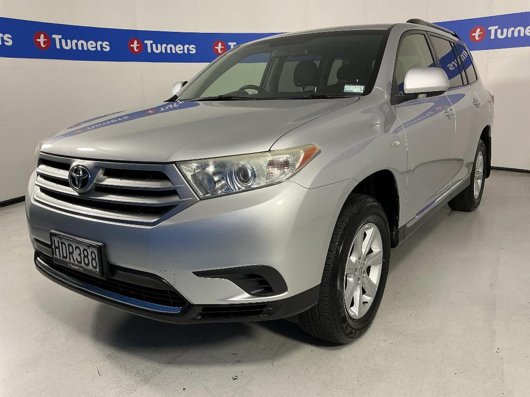 Photo '4' of Toyota Highlander Photo '4' of Toyota Highlander