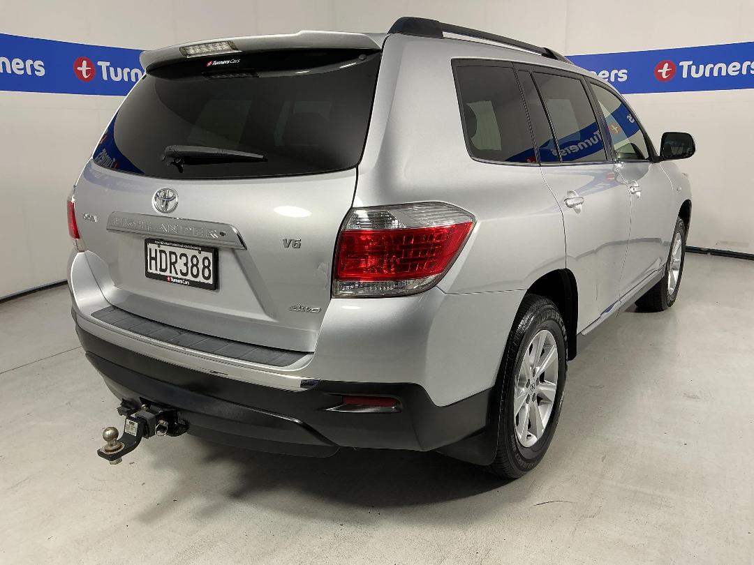 Photo '7' of Toyota Highlander Photo '7' of Toyota Highlander