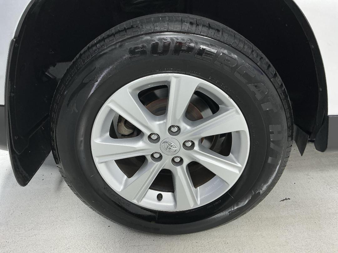 Photo '12' of Toyota Highlander Photo '12' of Toyota Highlander