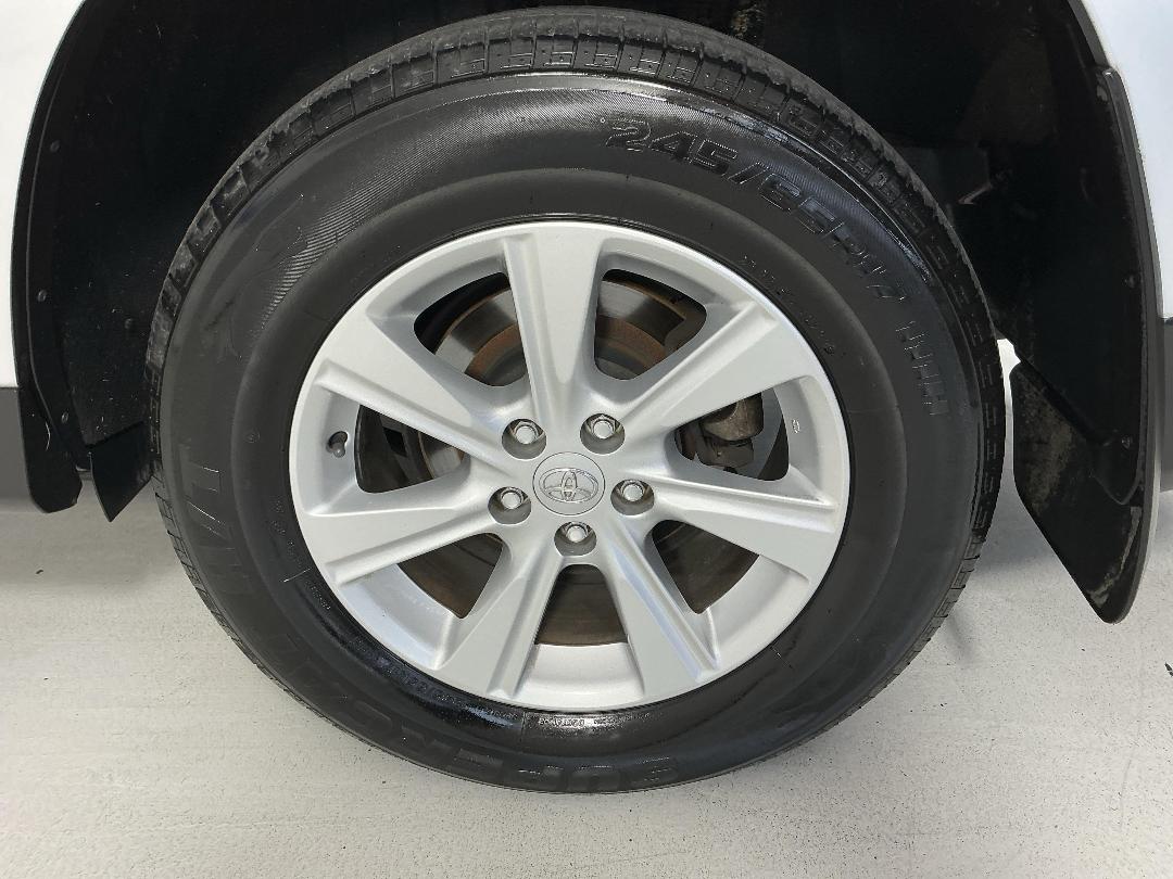 Photo '11' of Toyota Highlander Photo '11' of Toyota Highlander