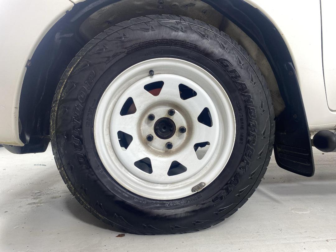 Photo '10' of Toyota Hilux