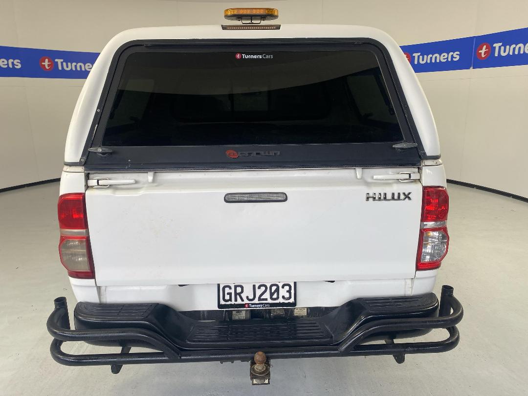 Photo '6' of Toyota Hilux