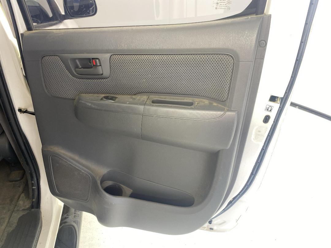 Photo '19' of Toyota Hilux