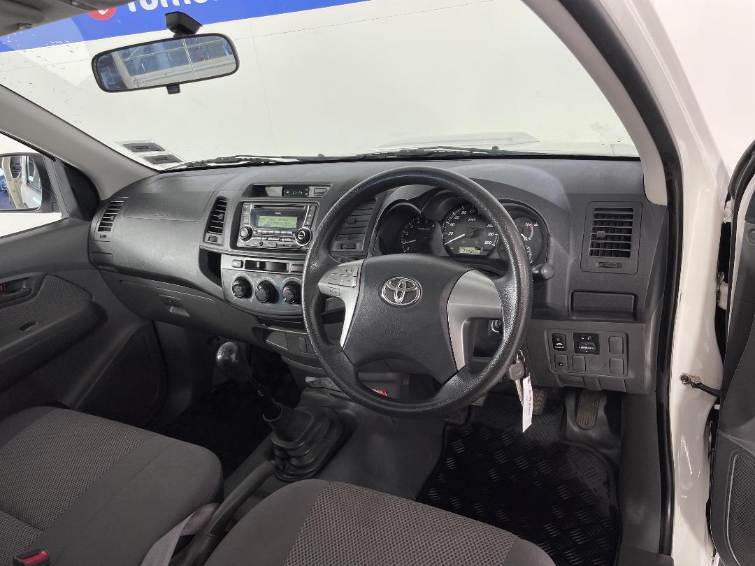 Photo '17' of Toyota Hilux Photo '17' of Toyota Hilux