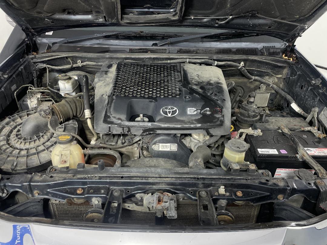 Photo '6' of Toyota Hilux SR5 TD DC Photo '6' of Toyota Hilux SR5 TD DC