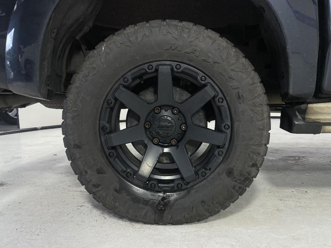 Photo '8' of Toyota Hilux SR5 TD DC Photo '8' of Toyota Hilux SR5 TD DC