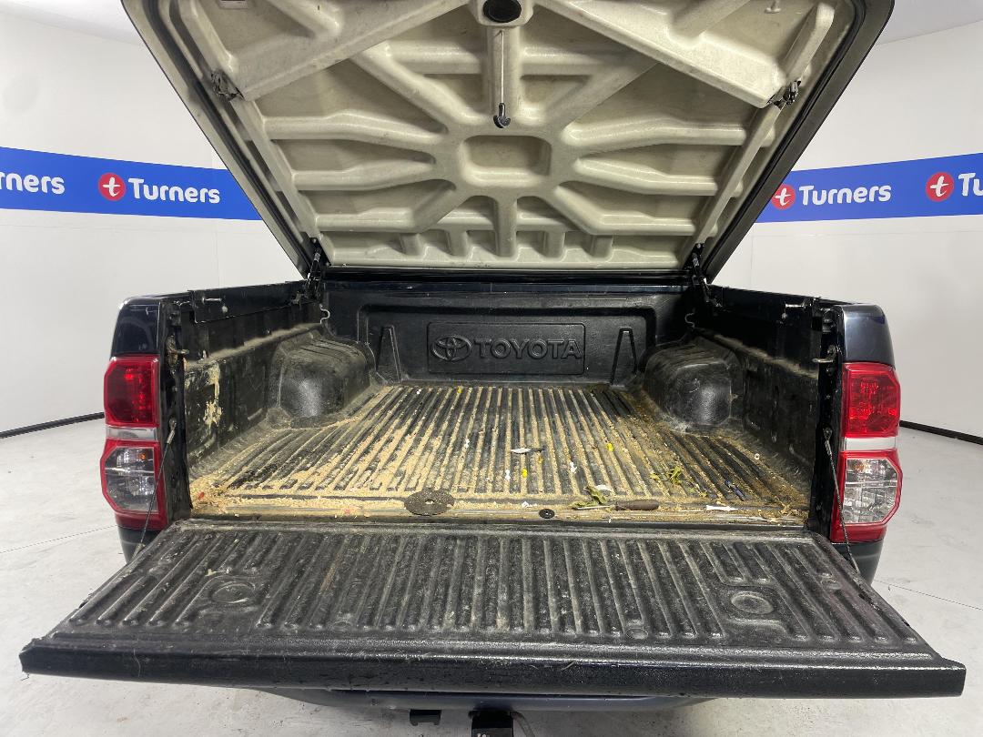 Photo '12' of Toyota Hilux SR5 TD DC Photo '12' of Toyota Hilux SR5 TD DC