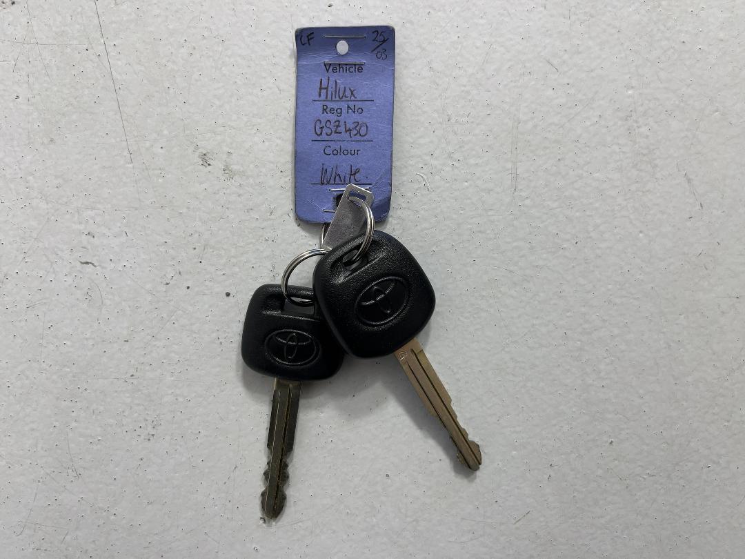 Photo '22' of Toyota Hilux