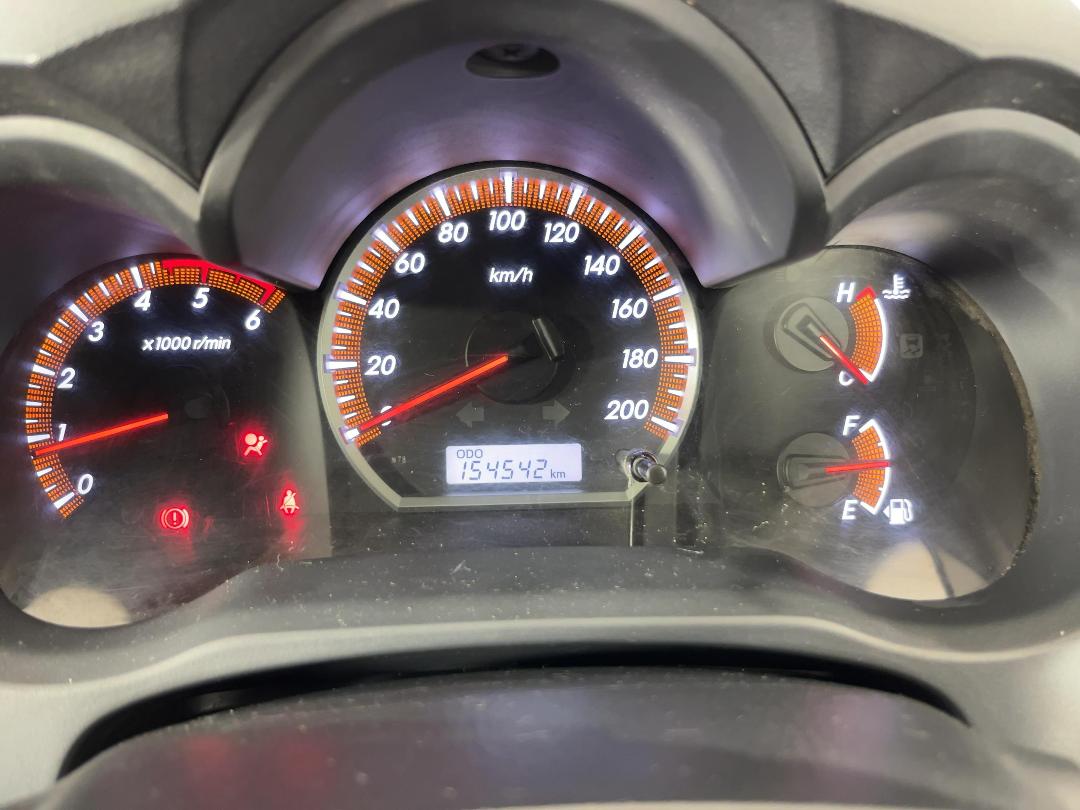 Photo '21' of Toyota Hilux