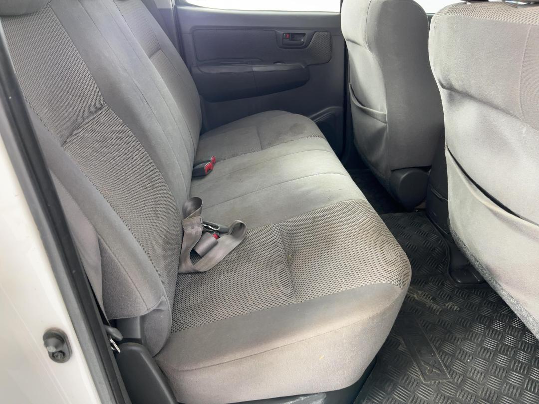 Photo '20' of Toyota Hilux