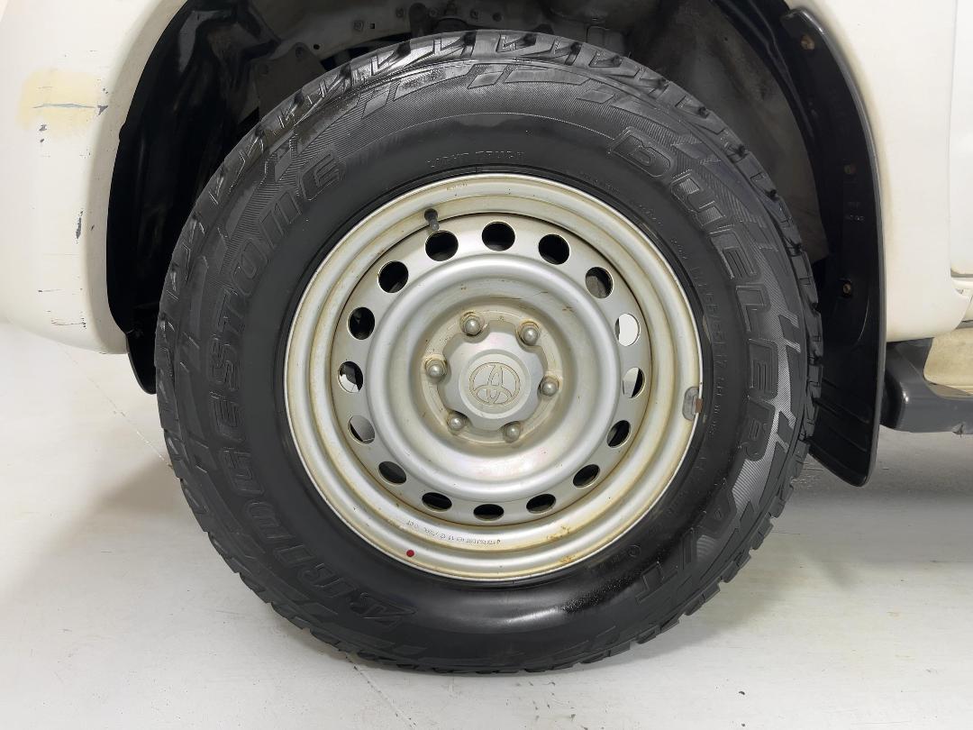 Photo '10' of Toyota Hilux