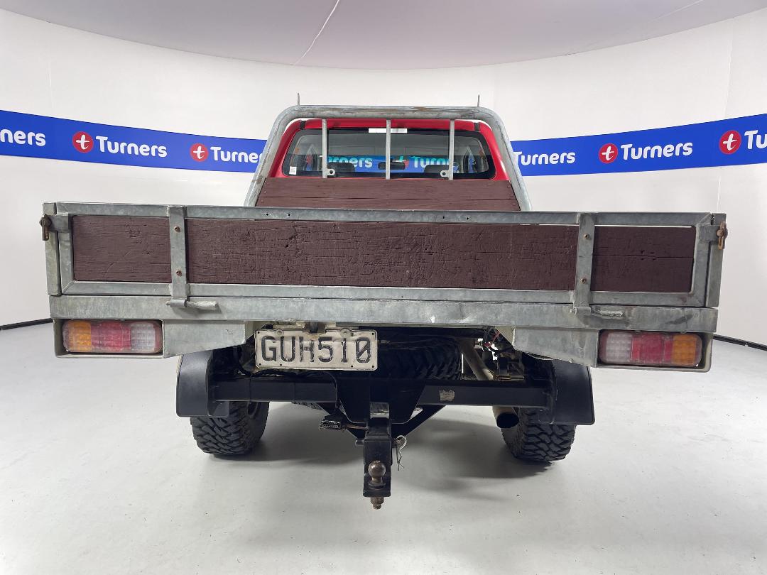 Photo '6' of Toyota Hilux