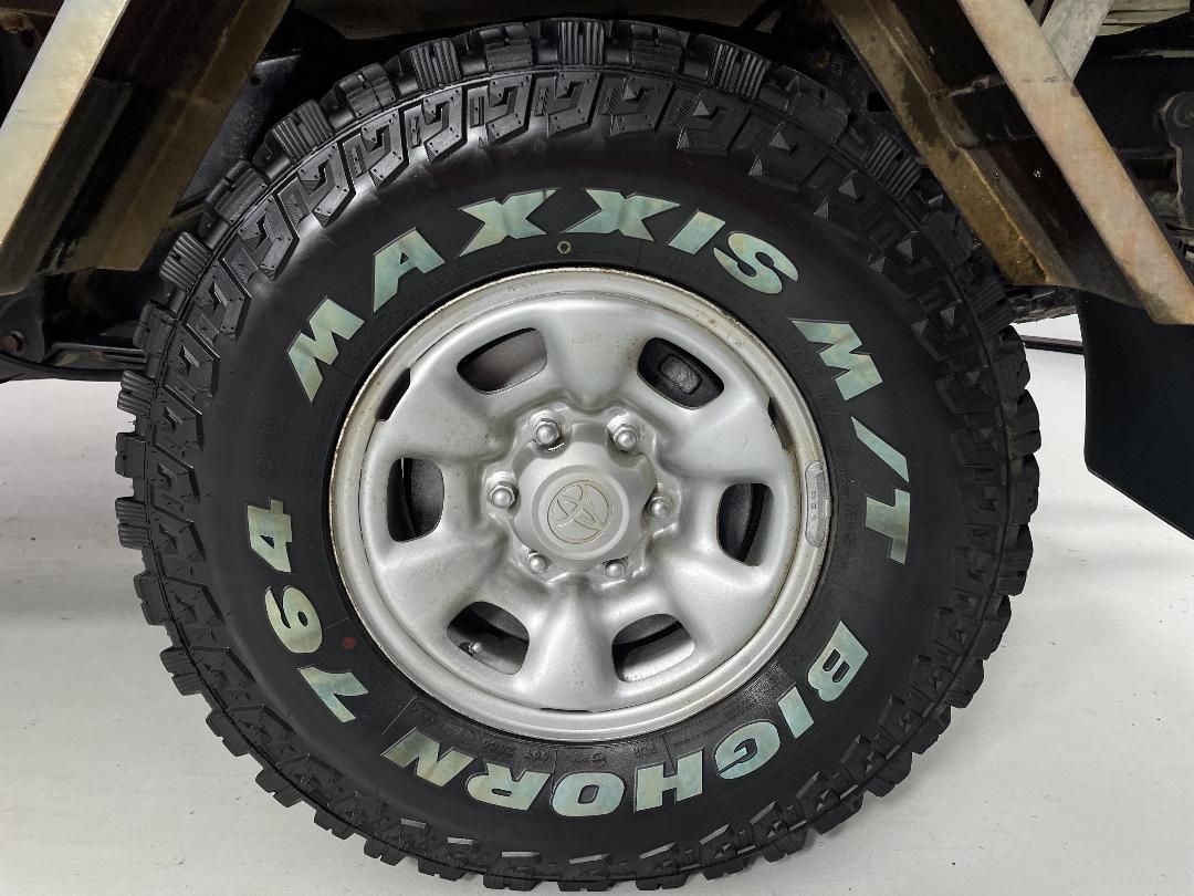 Photo '11' of Toyota Hilux