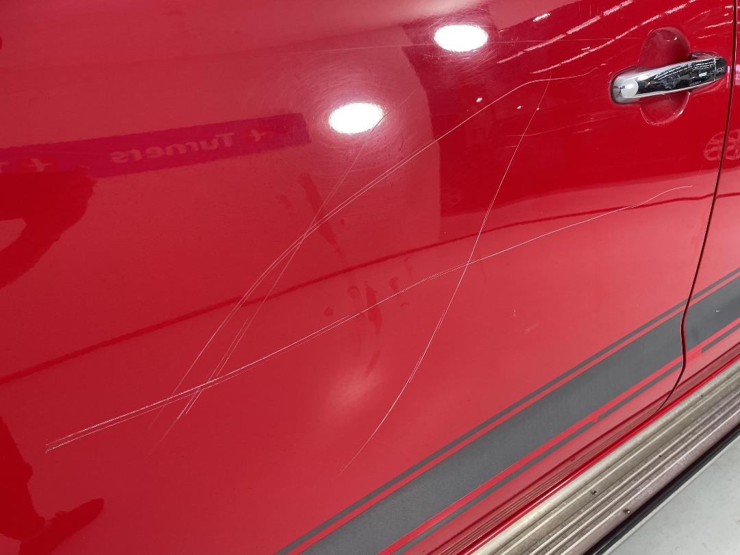 Photo '32' of Toyota Hilux