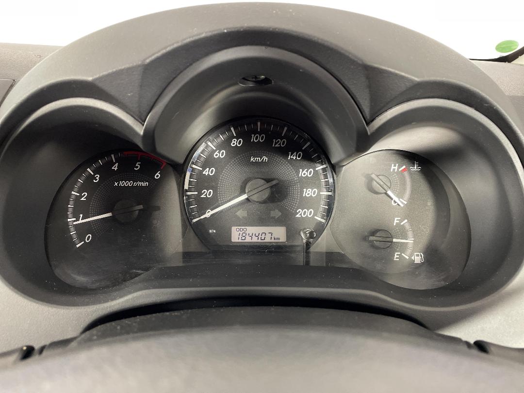 Photo '21' of Toyota Hilux Photo '21' of Toyota Hilux