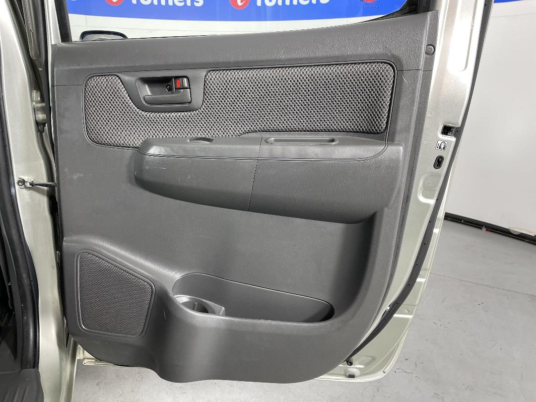 Photo '19' of Toyota Hilux Photo '19' of Toyota Hilux