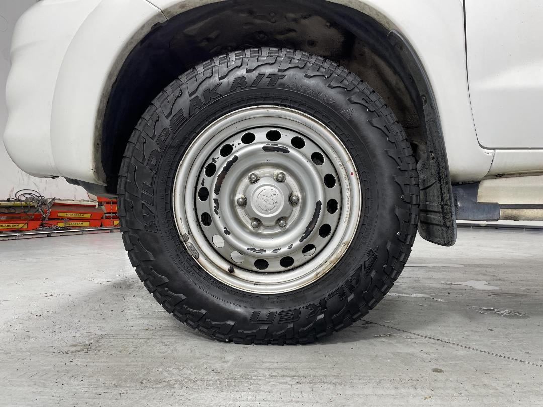 Photo '10' of Toyota Hilux Photo '10' of Toyota Hilux