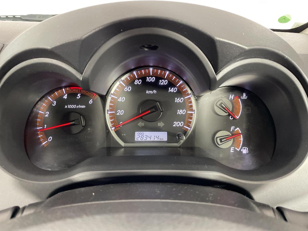 Photo '21' of Toyota Hilux Photo '21' of Toyota Hilux