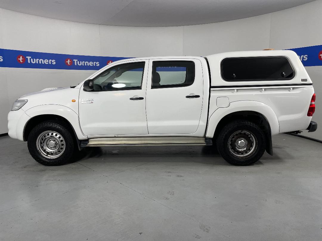 Photo '24' of Toyota Hilux Photo '24' of Toyota Hilux