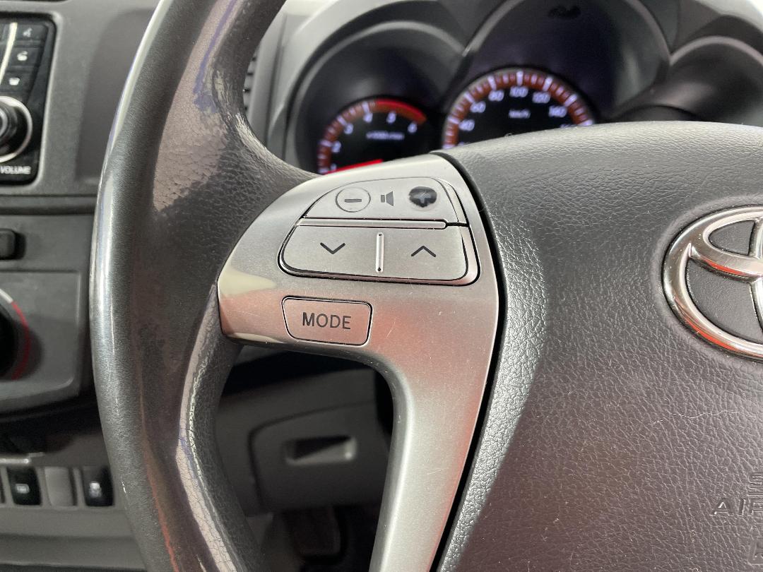 Photo '28' of Toyota Hilux Photo '28' of Toyota Hilux