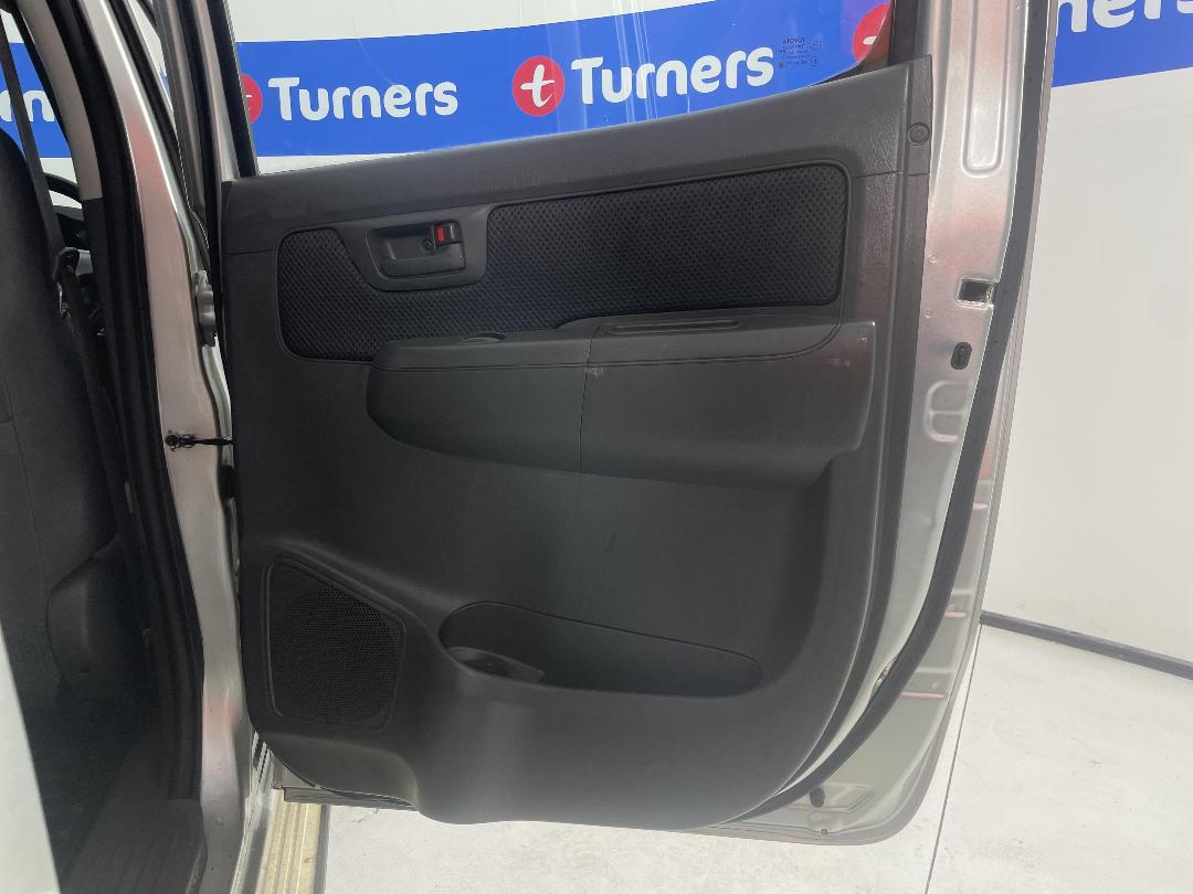 Photo '19' of Toyota Hilux Photo '19' of Toyota Hilux