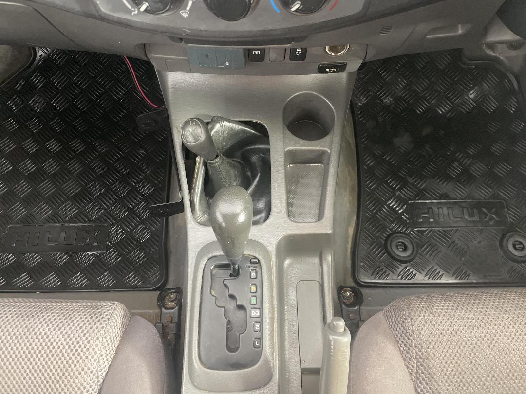 Photo '18' of Toyota Hilux Photo '18' of Toyota Hilux