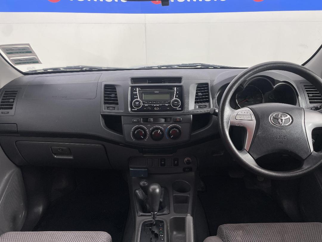 Photo '17' of Toyota Hilux Photo '17' of Toyota Hilux