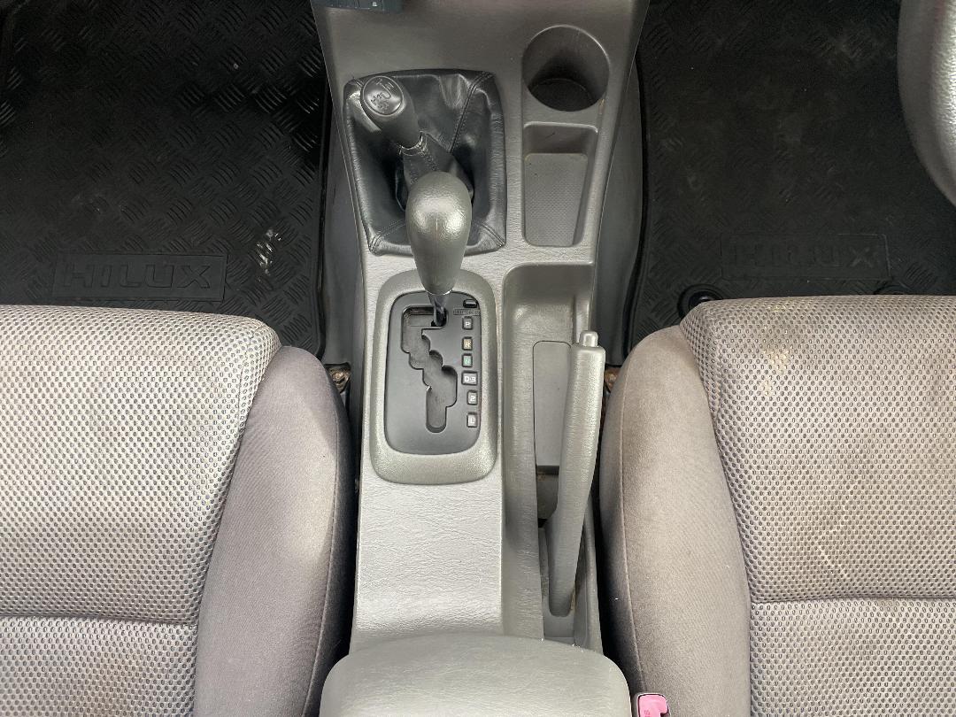 Photo '18' of Toyota Hilux Photo '18' of Toyota Hilux