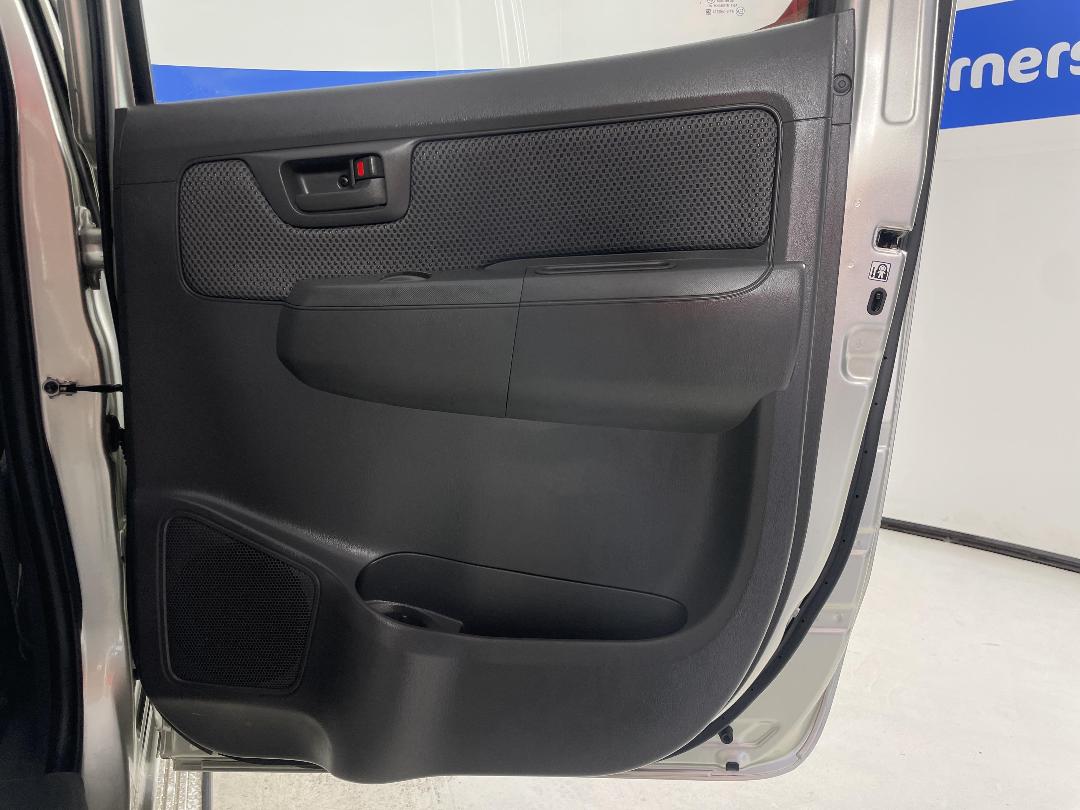 Photo '19' of Toyota Hilux Photo '19' of Toyota Hilux