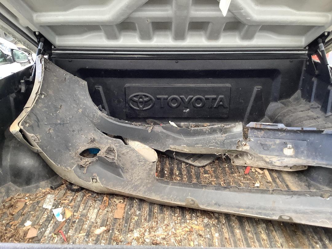 Photo '9' of Toyota Hilux TD DC Photo '9' of Toyota Hilux TD DC