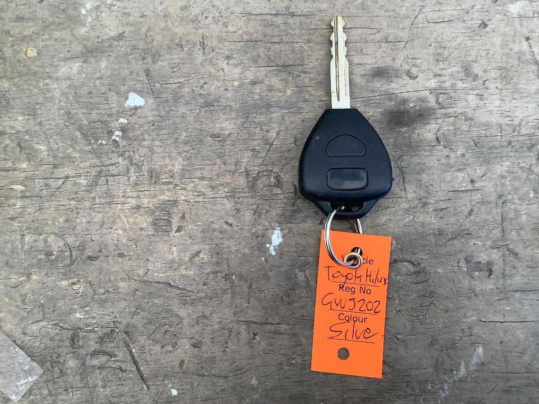 Photo '19' of Toyota Hilux TD DC Photo '19' of Toyota Hilux TD DC