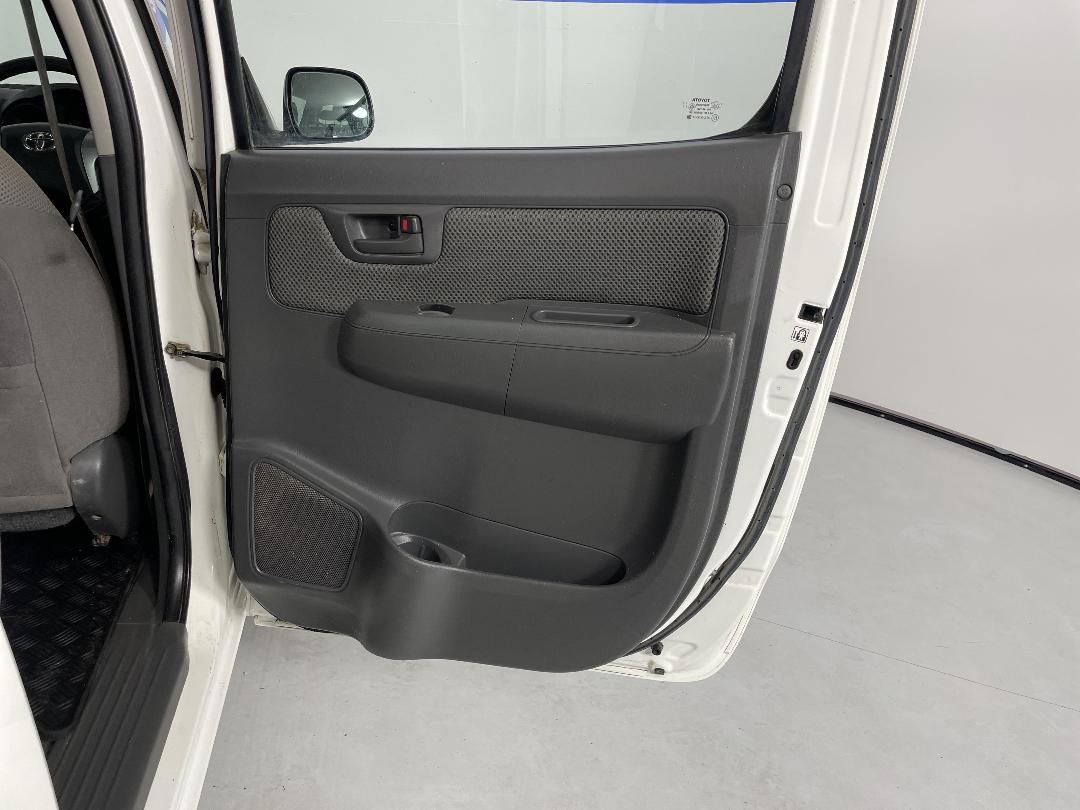 Photo '19' of Toyota Hilux Photo '19' of Toyota Hilux