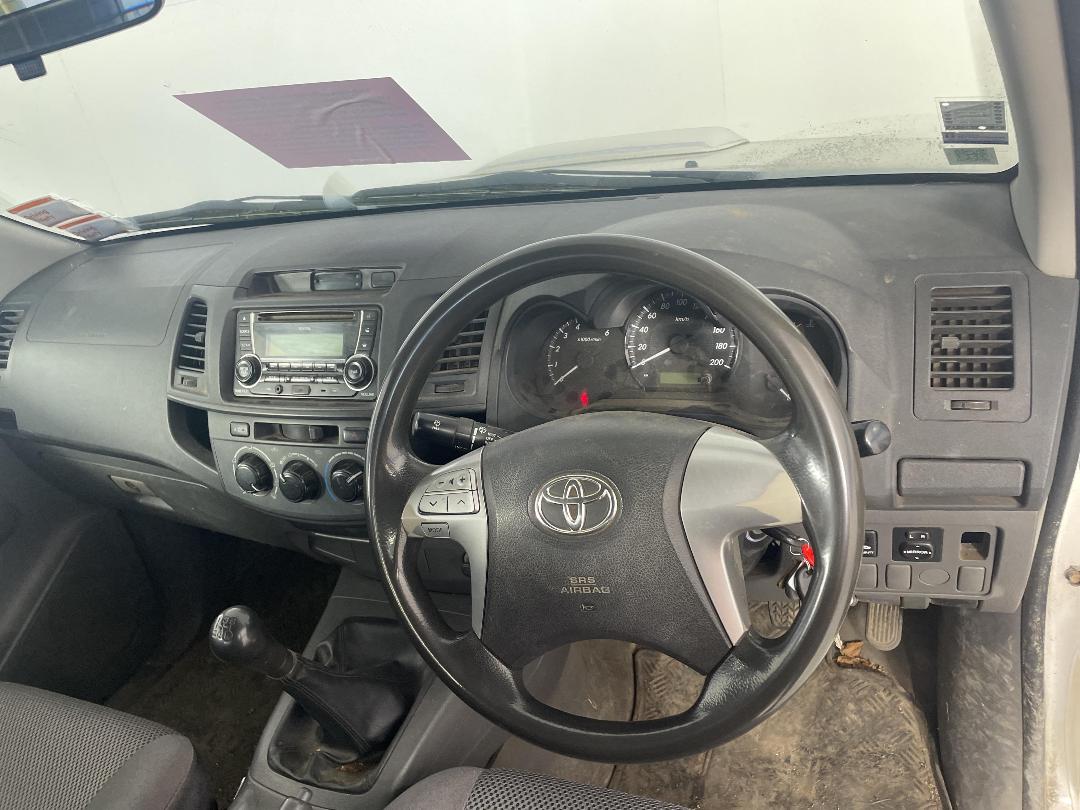 Photo '15' of Toyota Hilux TD EC Photo '15' of Toyota Hilux TD EC