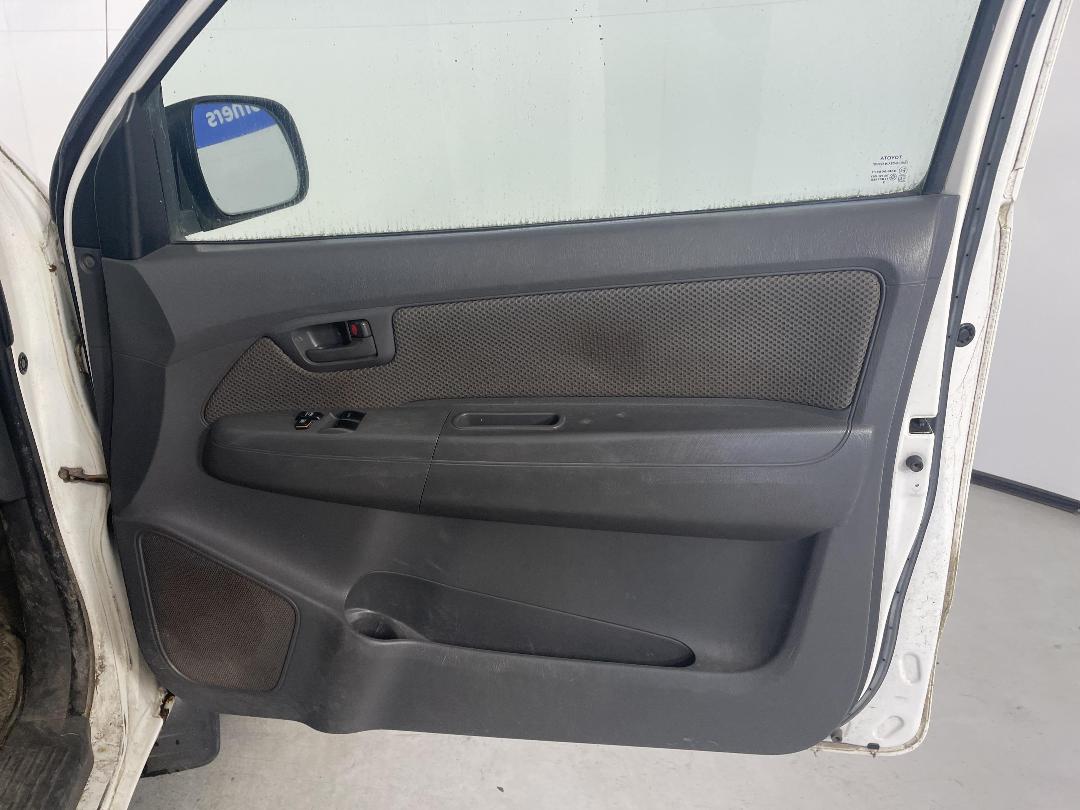 Photo '13' of Toyota Hilux TD EC Photo '13' of Toyota Hilux TD EC