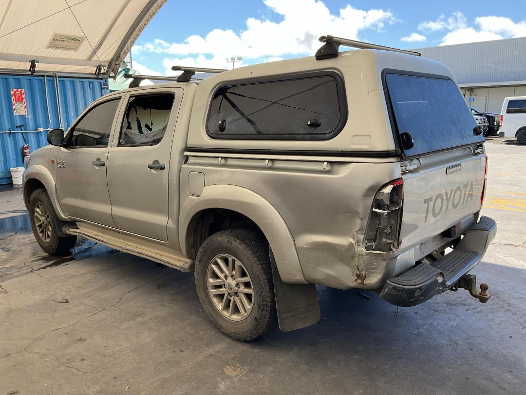 Photo '12' of Toyota Hilux TD DC Photo '12' of Toyota Hilux TD DC
