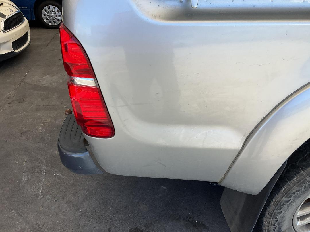 Photo '17' of Toyota Hilux TD DC Photo '17' of Toyota Hilux TD DC