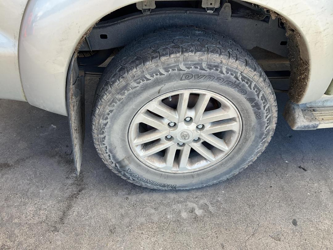 Photo '18' of Toyota Hilux TD DC Photo '18' of Toyota Hilux TD DC