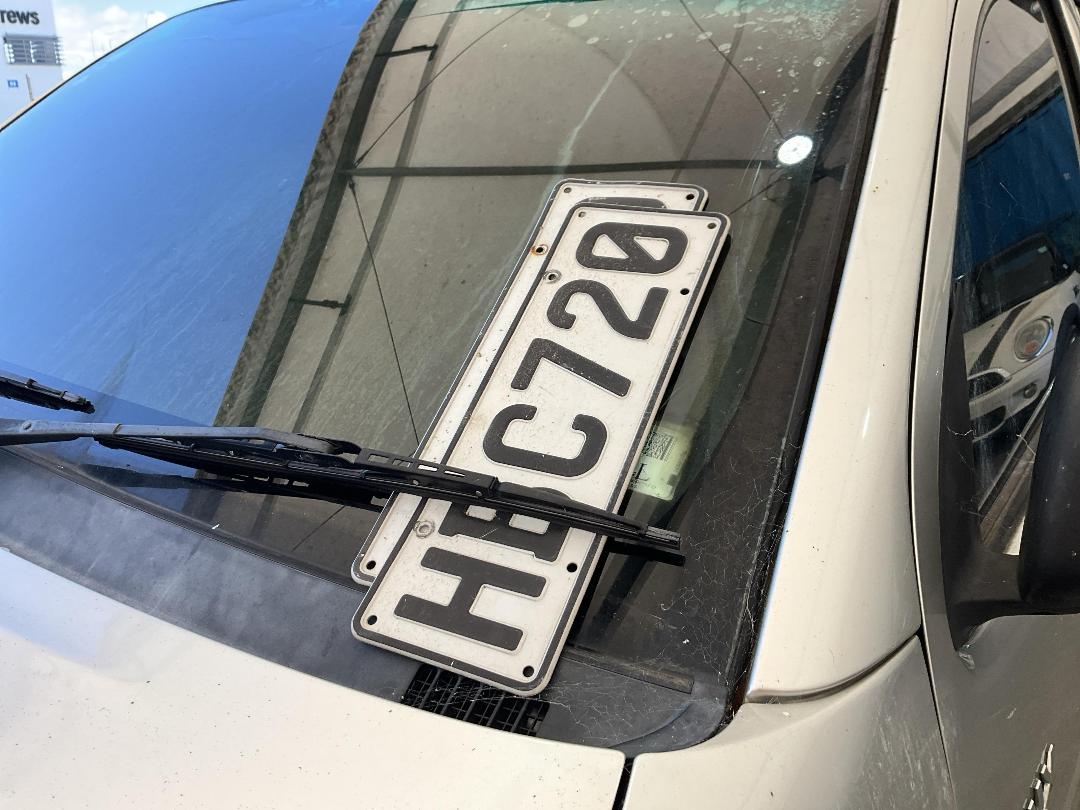 Photo '35' of Toyota Hilux TD DC Photo '35' of Toyota Hilux TD DC