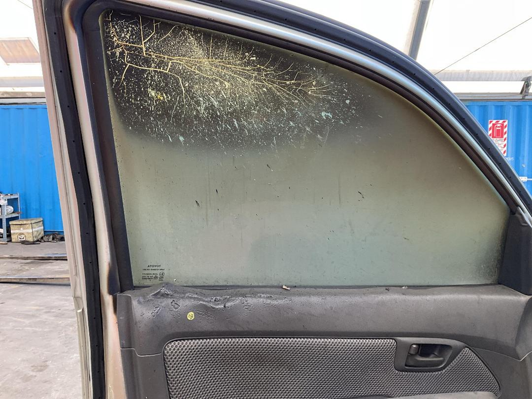 Photo '36' of Toyota Hilux TD DC Photo '36' of Toyota Hilux TD DC