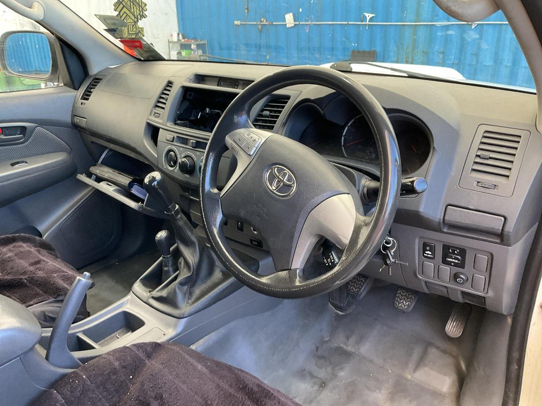 Photo '23' of Toyota Hilux TD DC Photo '23' of Toyota Hilux TD DC