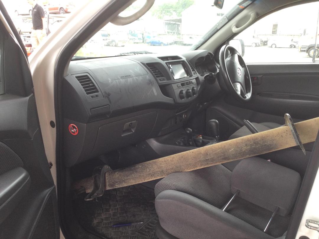 Photo '12' of Toyota Hilux TD DC Photo '12' of Toyota Hilux TD DC