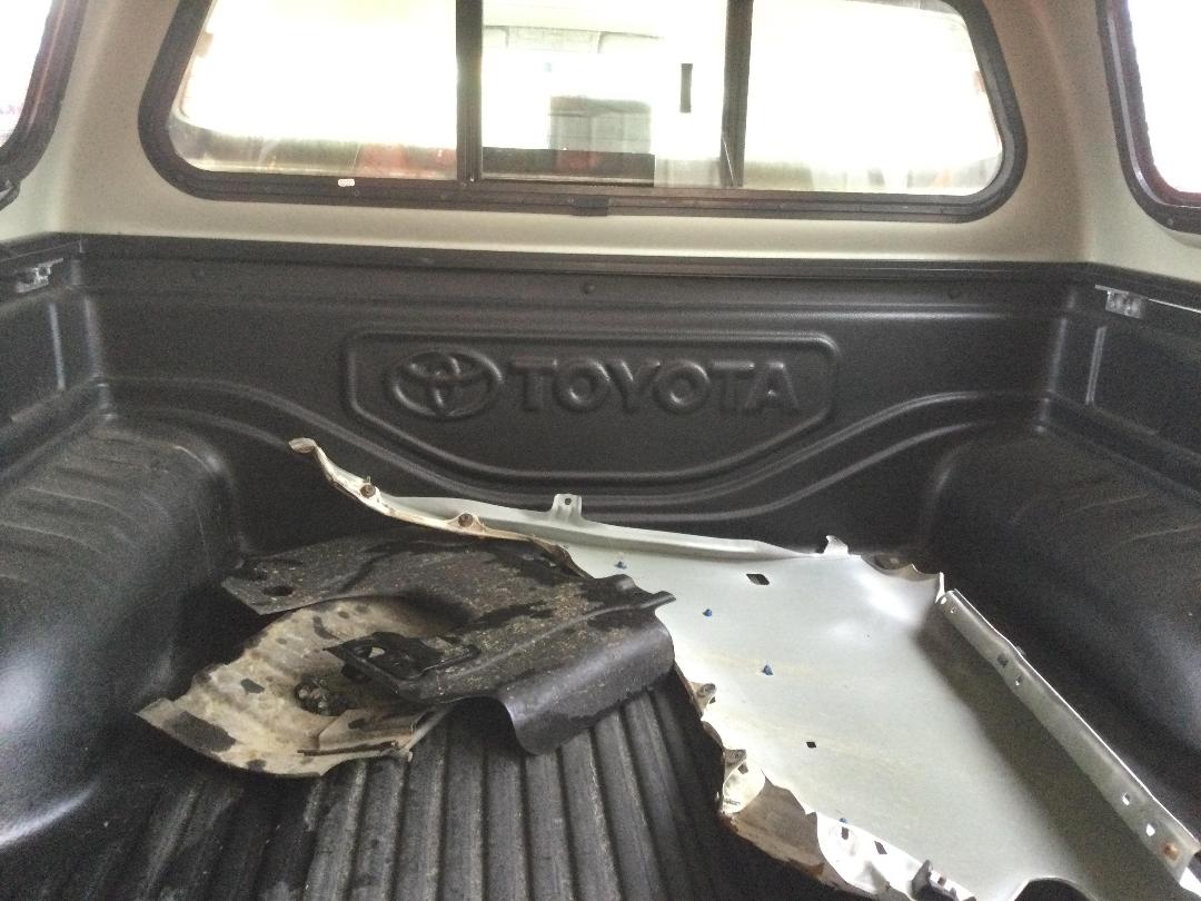 Photo '15' of Toyota Hilux TD DC Photo '15' of Toyota Hilux TD DC