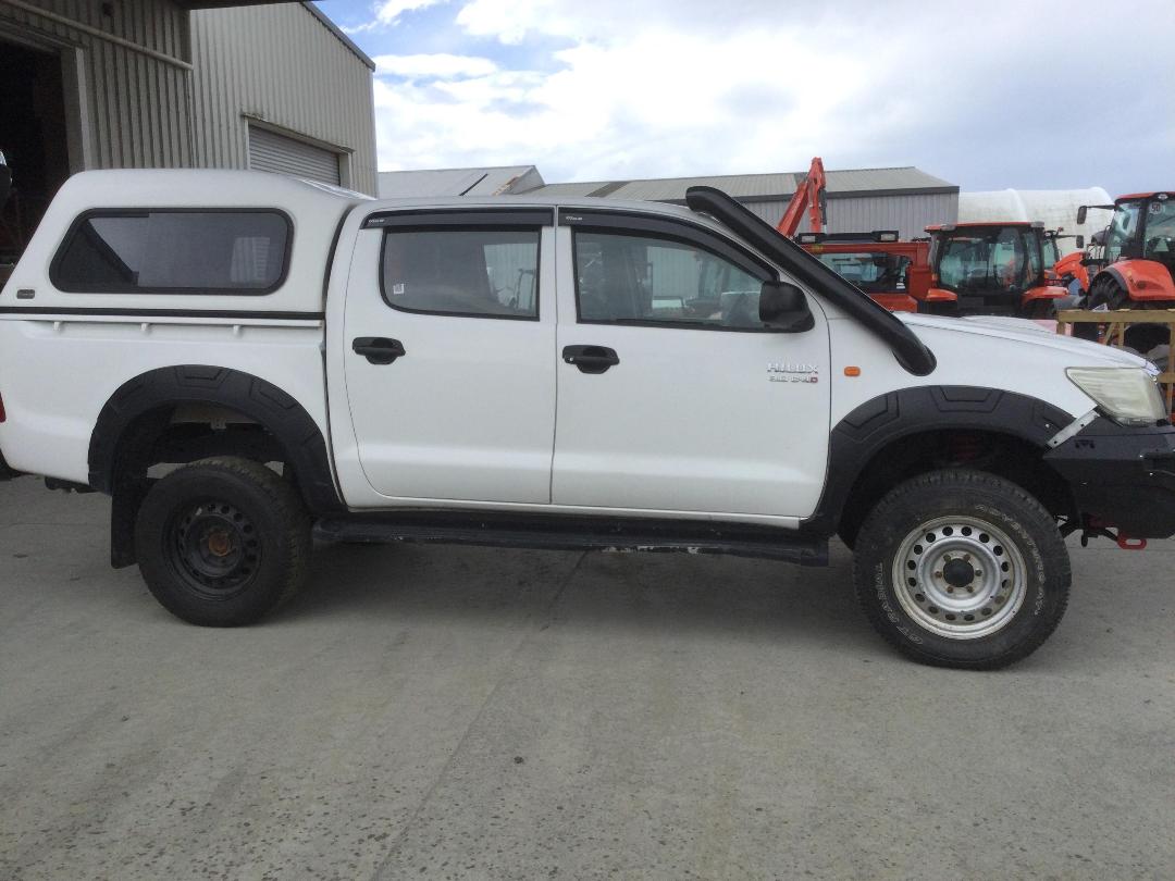 Photo '20' of Toyota Hilux TD DC Photo '20' of Toyota Hilux TD DC