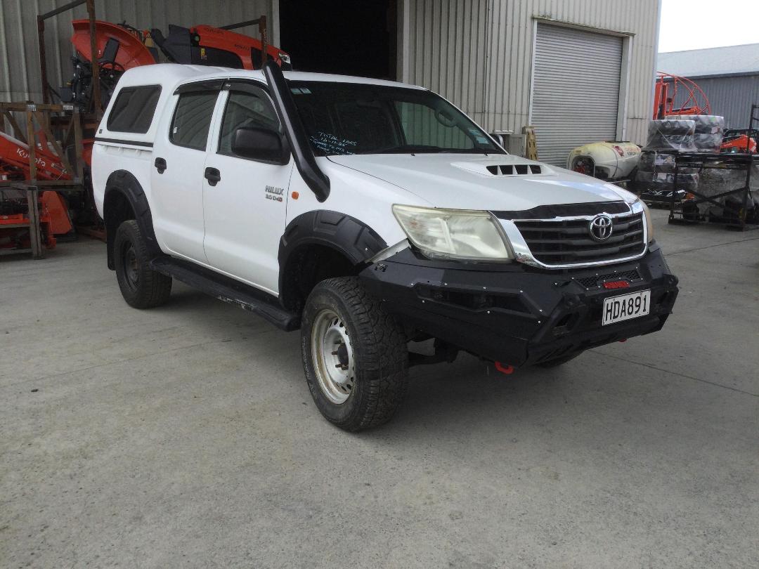 Photo '21' of Toyota Hilux TD DC Photo '21' of Toyota Hilux TD DC