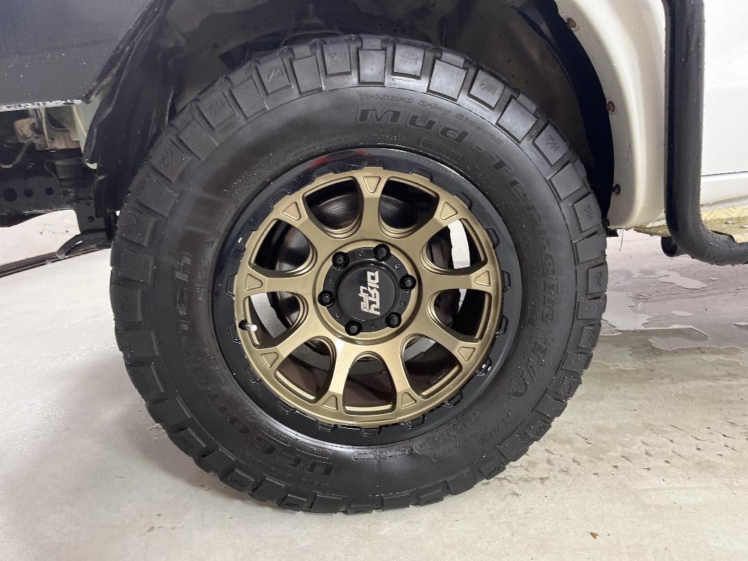 Photo '10' of Toyota Hilux