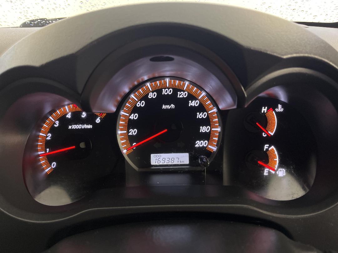 Photo '21' of Toyota Hilux