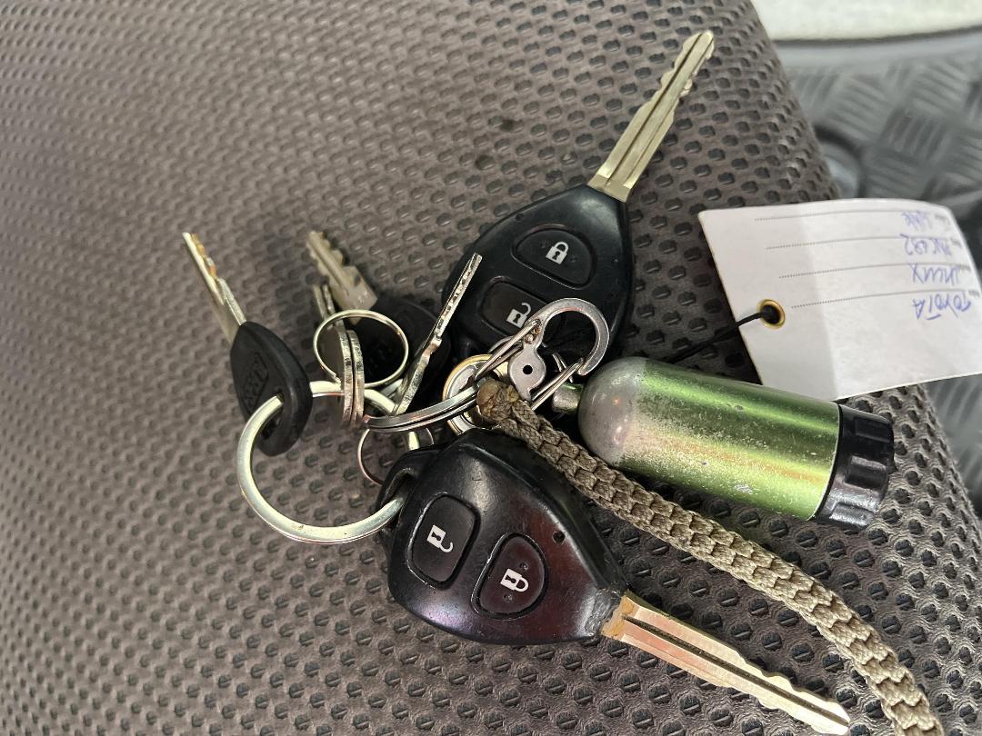 Photo '22' of Toyota Hilux