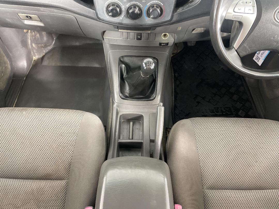 Photo '18' of Toyota Hilux